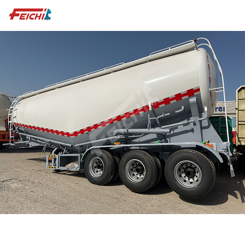 Preferred Long haulage 45,000 litre large capacity tri-axle cement trucks at favourable prices 