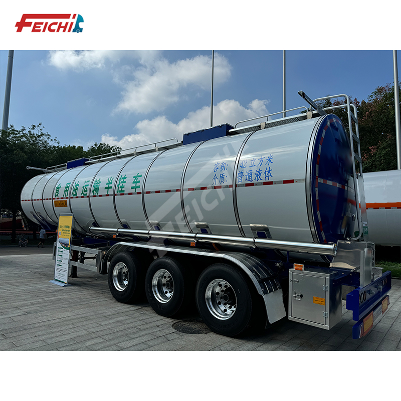 China feichi tanker truck transport edible oil trailer three axle good quality low price six years w