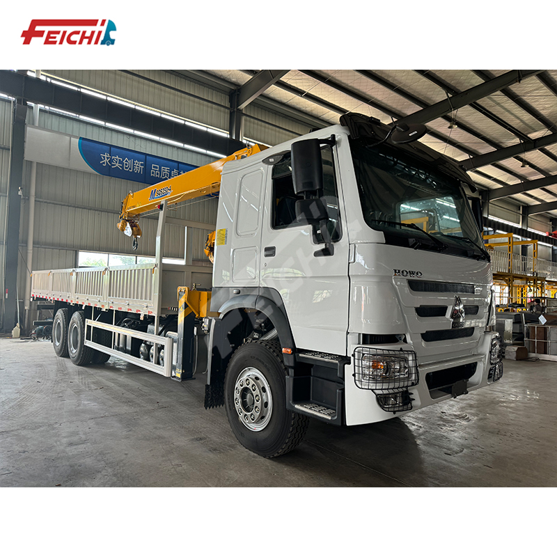 SINOTRUK HOWO 6X4 Mounted Crane 400HP Hi