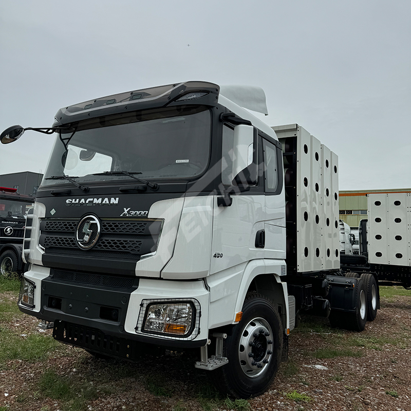 Shacman X3000 CNG Tractor Truck Classic 