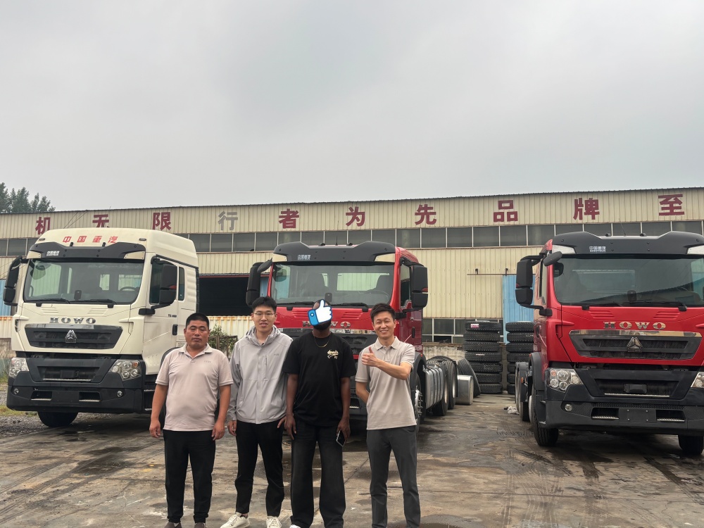 Ugandan Customer Visited FEICHI and Purc