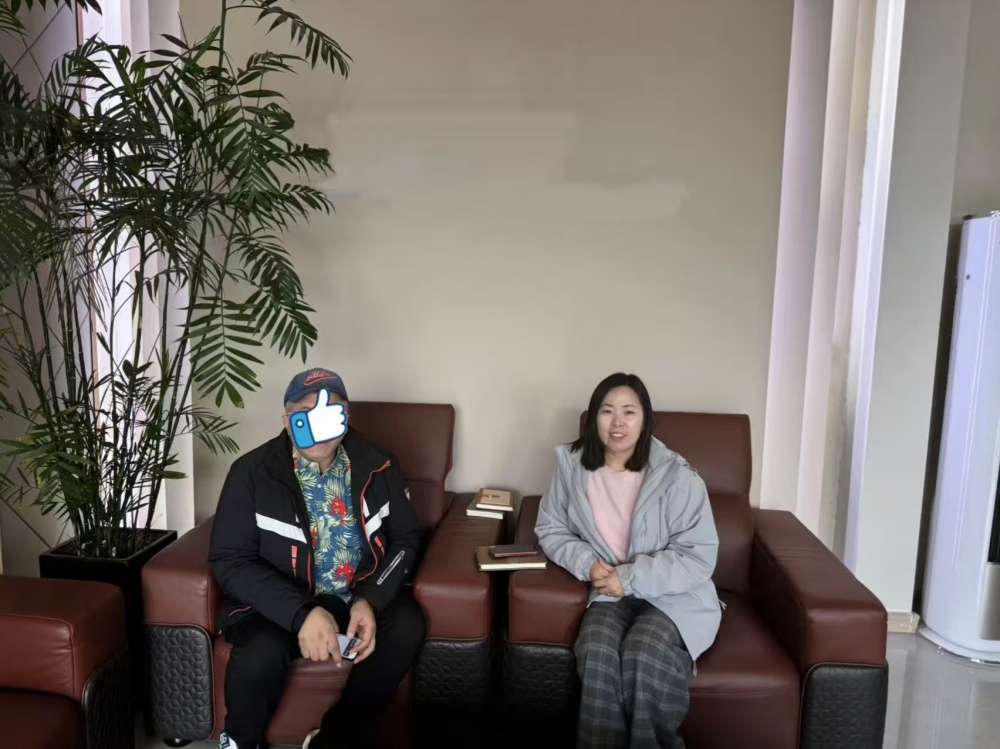 Dubai Customer Visited FEICHI Company to