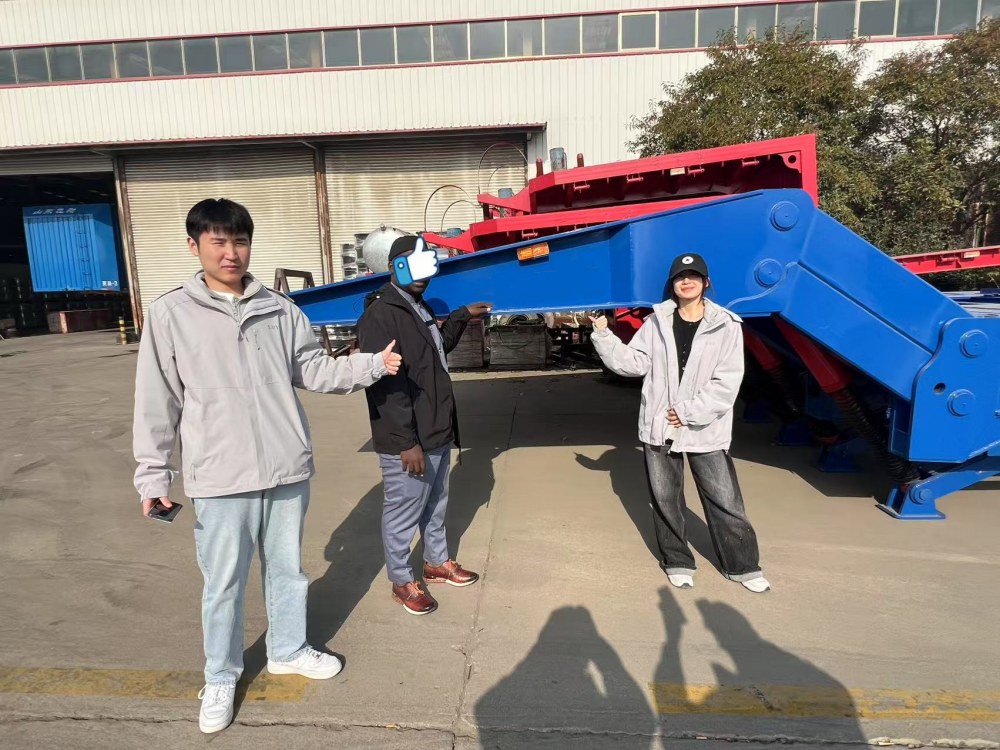 Saudi Arabian Customer Visited FEICHI to