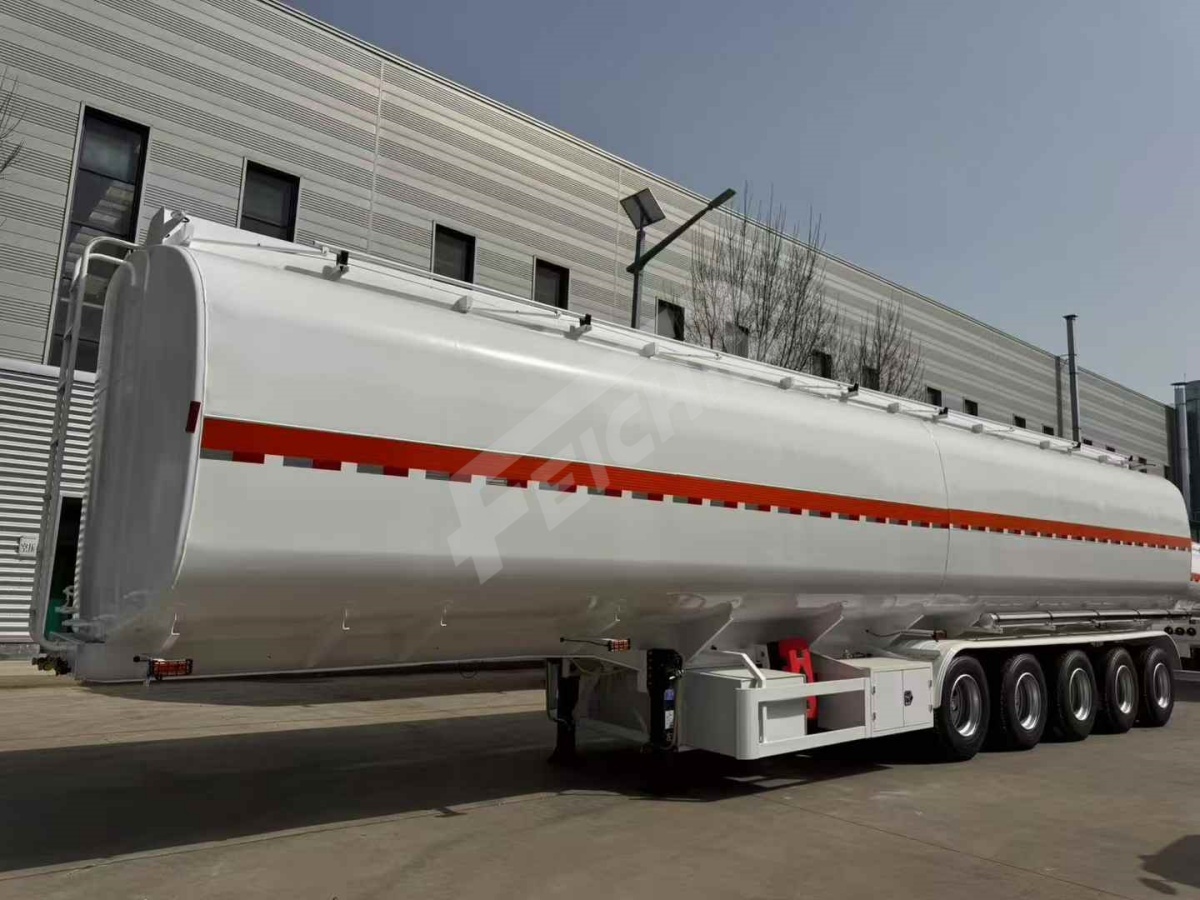 5 Axle 70000 L Fuel Tanker Trailer will 