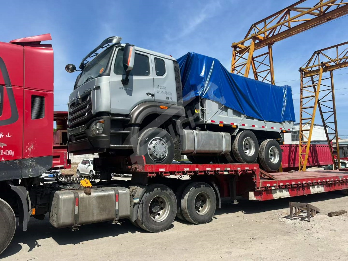 Sinotruck Howo Dump Truck sent to Chile