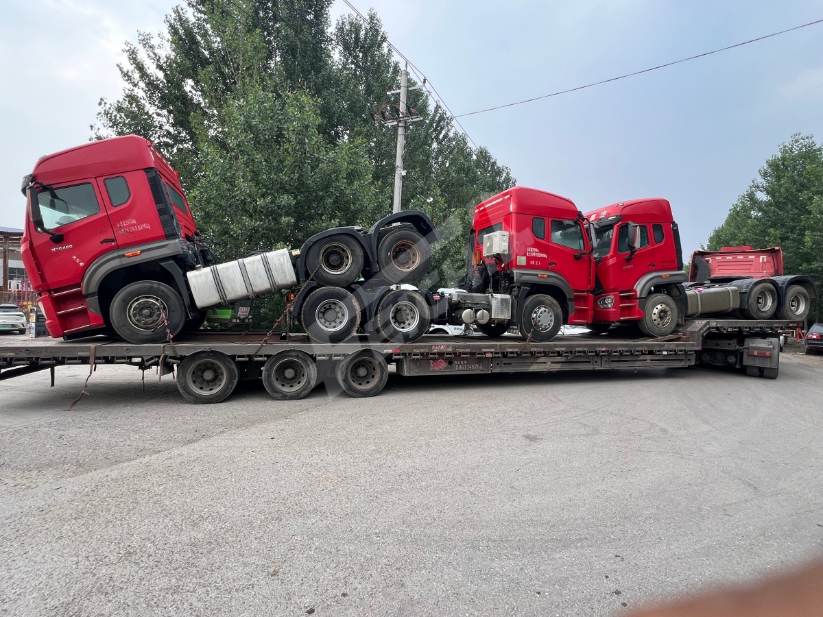 SINOTRUCK Tractor sent to Sudan