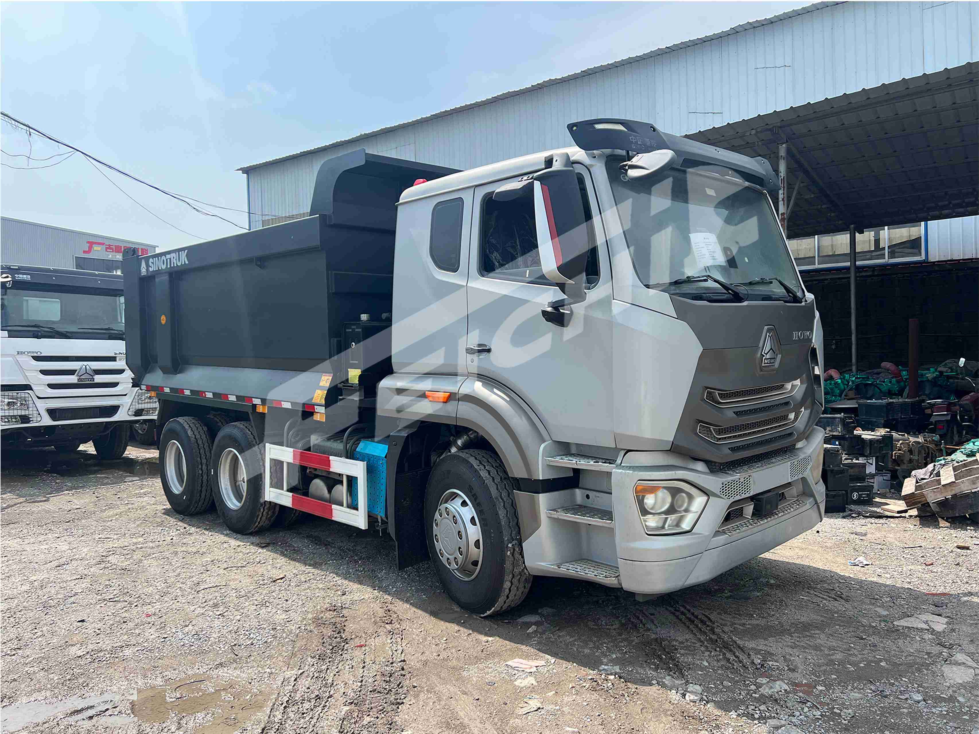 SINOTRUK HOHAN Dump Truck sent to Senegal
