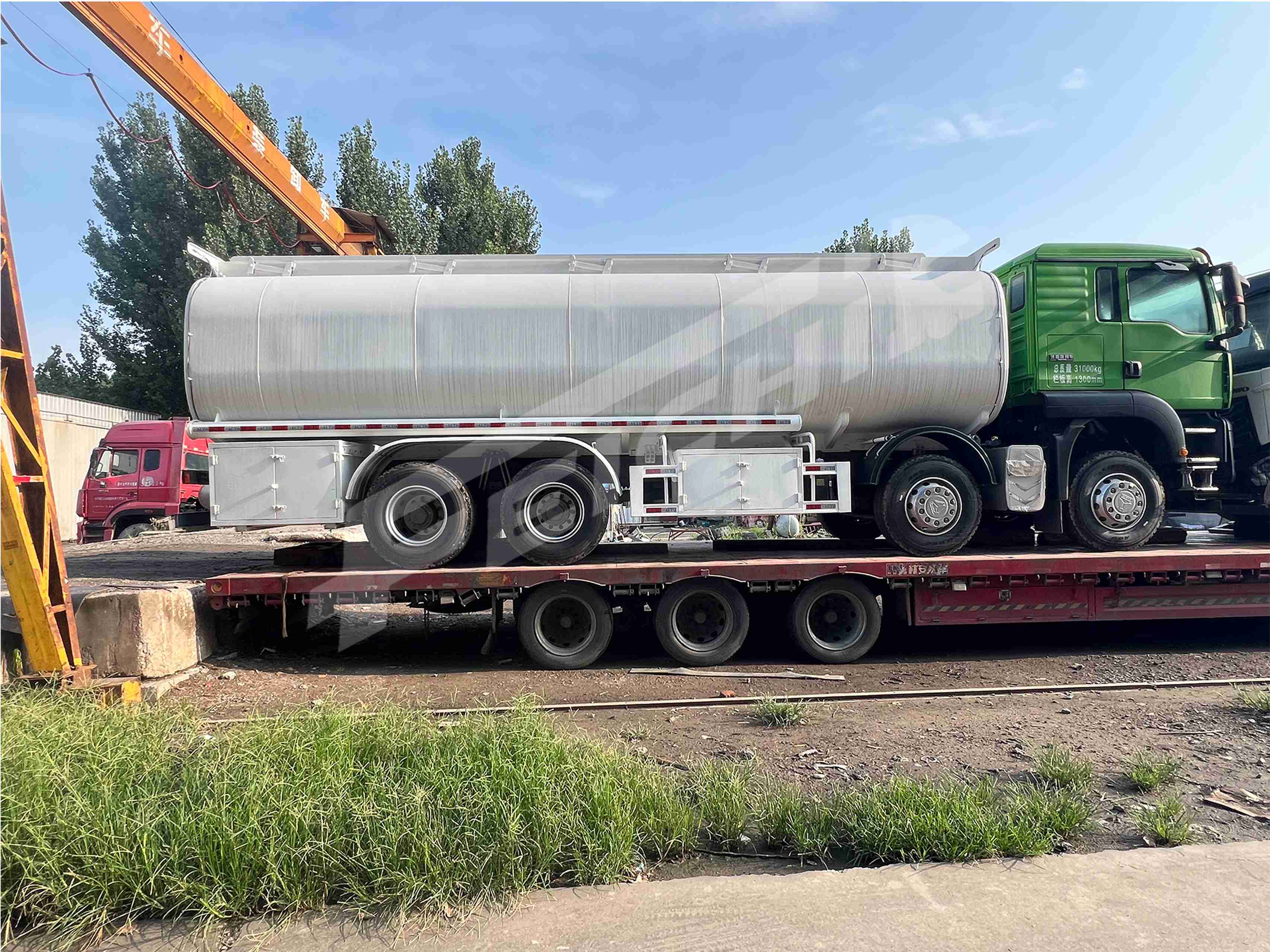 SITRAK C5H Tanker Truck sent to Mauritius