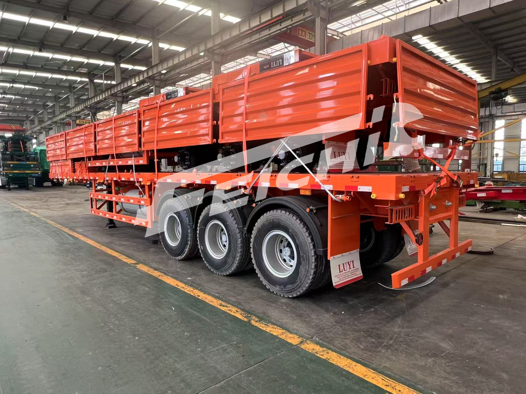 3-axis Sidewall Fence Semi Trailer sent 