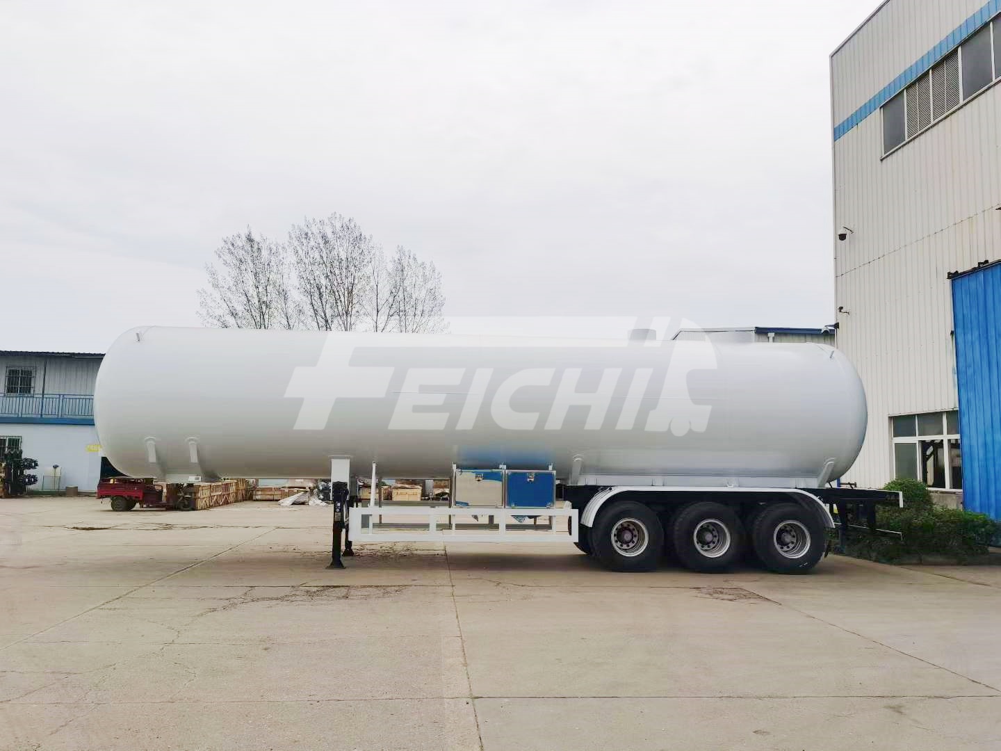 LPG Tank Semi Trailers Ready for Shipmen